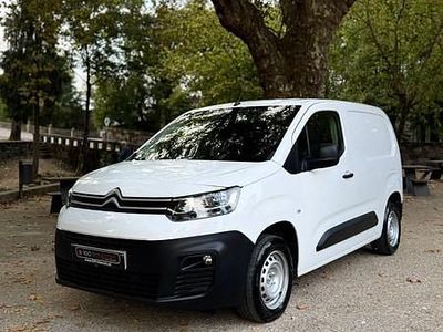 Branco Usado 2019 Citroën Berlingo Monovolume | € 12.900 (Preço justo)