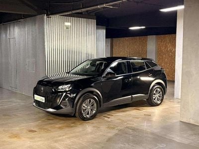 Usado Peugeot e-2008 Active 100 kW (136 HP) 2022 Preto SUV