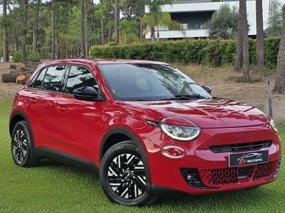 Usado Fiat 600 Red 114 kW (156 HP) 2023 Vermelho SUV