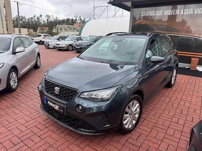 Cinzento Usado 2023 Seat Arona SUV | € 15.250 (Bom preço)
