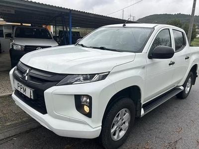 Usado Mitsubishi L200 150 HP (110 kW) 2022 Branco Pickup