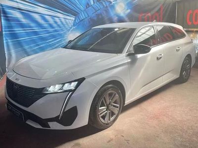 Branco Usado 2022 Peugeot 308 SW Allure Carrinha | € 24.750