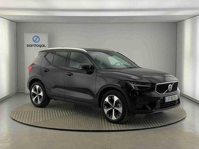 Usado Volvo XC40 Core 163 HP (119 kW) 2025 Preto SUV