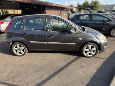 Outra Usado 2008 Ford Fiesta | € 5.290 (Caro)