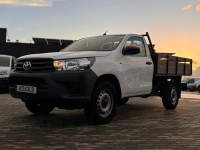 Branco Usado 2020 Toyota HiLux Pickup | € 33.900 (Preço justo)