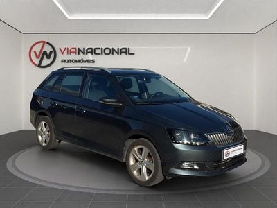 Cinza Usado 2016 Skoda Fabia Style Carrinha | € 10.250