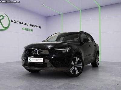 Preto Usado 2022 Volvo XC40 Core SUV | € 32.999 (Preço elevado)