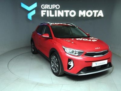 Usado Kia Stonic 100 HP (73 kW) 2025 Vermelho SUV