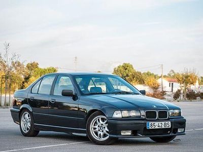 Usado 1991 BMW 320 Sport Line Sedan | € 7.000
