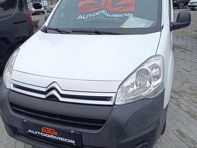 Branco Usado 2017 Citroën Berlingo Monovolume | € 9.600 (Preço justo)