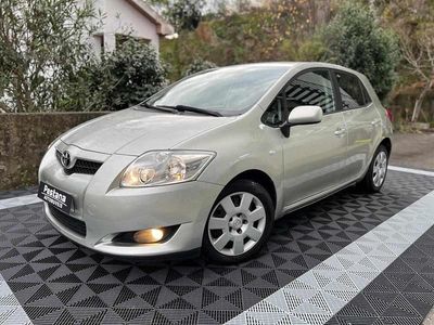 Usado Toyota Auris 90 HP (66 kW) 2007 Cinzento Citadino