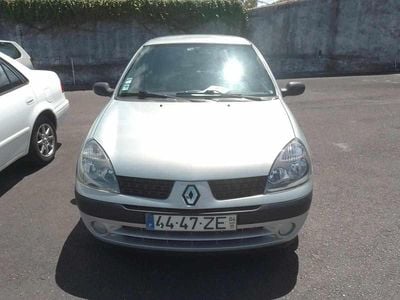 Cinzento Usado 2004 Renault Clio II Citadino | € 4.000 (Caro)