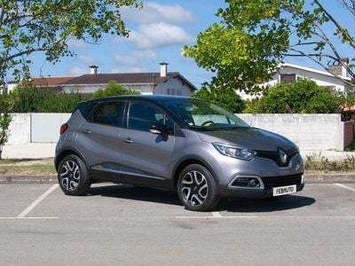 Cinzento Usado 2016 Renault Captur SUV | € 14.900 (Preço elevado)