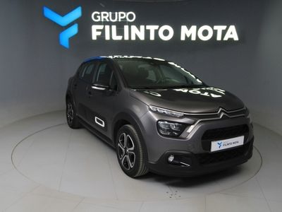 Cinzento Usado 2024 Citroën C3 PureTech Citadino | € 14.690 (Preço justo)