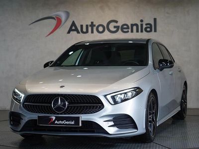 Cinza Usado 2023 Mercedes 180 AMG line Sedan | € 35.990