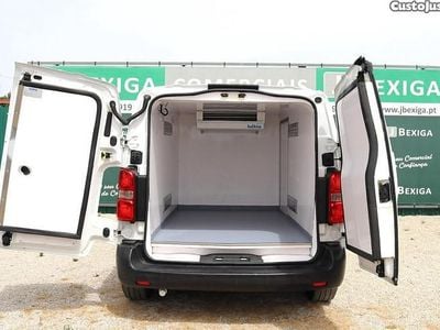 Branco Usado 2020 Opel Vivaro Monovolume | € 23.900 (Preço elevado)