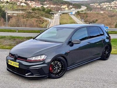 Cinzento Usado 2017 VW Golf VII | € 29.990 (Preço justo)