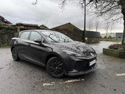 Preto Usado 2022 MG MG4 EV Citadino | € 17.990 (Bom preço)