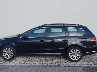 Usado VW Passat 105 HP (77 kW) 2011 Preto Carrinha