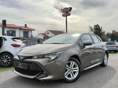 Usado Toyota Corolla Comfort 122 HP (89 kW) 2021 Cinza Sedan