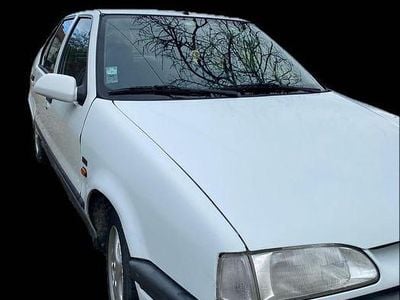 Usado 1994 Renault 19 Sedan | € 1.000