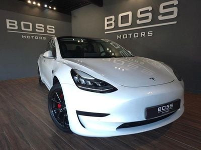 Branco Usado 2020 Tesla Model 3 Sedan | € 21.900 (Preço justo)