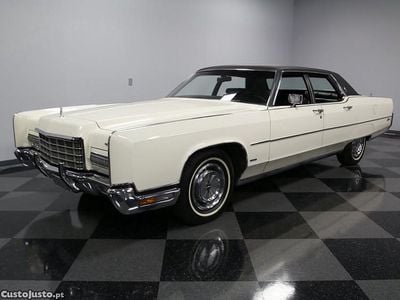 Usado Lincoln Continental 365 HP (268 kW) 1980 Amarelo