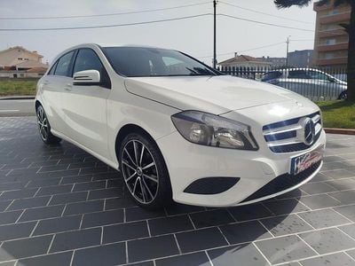 Usado Mercedes A180 Urban 109 HP (80 kW) 2014 Branco