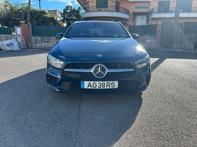 Azul Usado 2021 Mercedes A180 Style | € 25.800