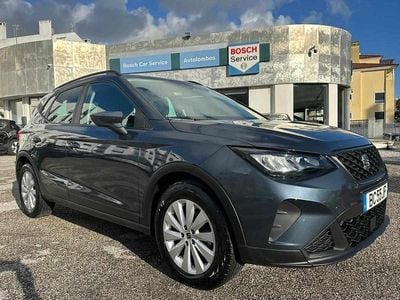 Cinza Usado 2023 Seat Arona Style SUV | € 17.499 (Preço justo)