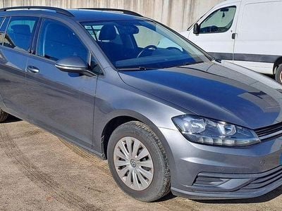 Usado VW Golf VII 90 HP (66 kW) 2017 Sedan