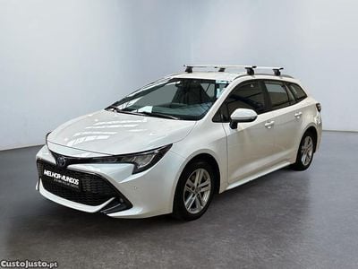 Branco Usado 2022 Toyota Corolla Business Edition Citadino | € 21.750 (Preço justo)
