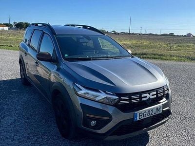 Usado 2025 Dacia Jogger Extreme Monovolume | € 18.000 (Bom preço)
