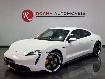 Branco Usado 2021 Porsche Taycan Turbo S Sedan | € 139.999