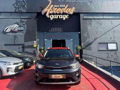 Cinza Usado 2019 Kia Stonic SUV | € 17.990 (Preço justo)