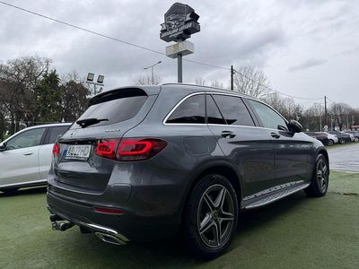 Usado Mercedes GLC300 313 HP (230 kW) 2022 Cinza SUV