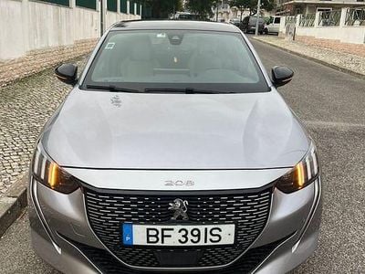 Usado 2021 Peugeot e-208 GT Citadino | € 16.490 (Bom preço)