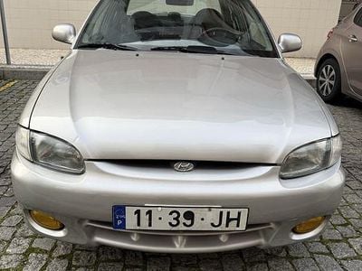 Usado 1997 Hyundai Accent Sedan | € 1.700