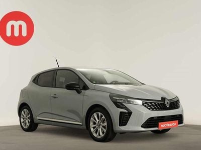Cinzento Usado 2025 Renault Clio V | € 19.999 (Preço justo)