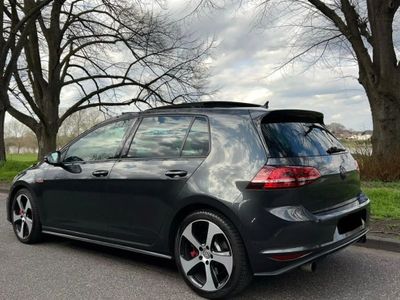 usado VW Golf 2.0 TSi GTi DSG Performance