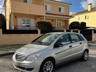 Usado Mercedes B150 95 HP (69 kW) 2007 Cinzento Monovolume