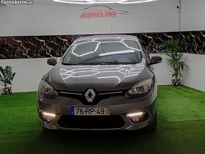 Cinza Usado 2016 Renault Fluence Sedan | € 10.990