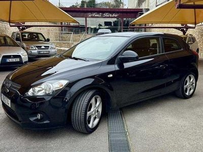 Usado Kia Ceed 115 HP (84 kW) 2009 Preto Citadino
