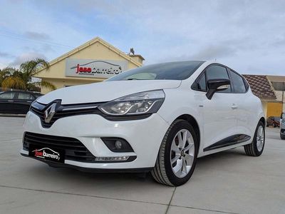 Branco Usado 2018 Renault Clio IV | € 12.900 (Preço elevado)