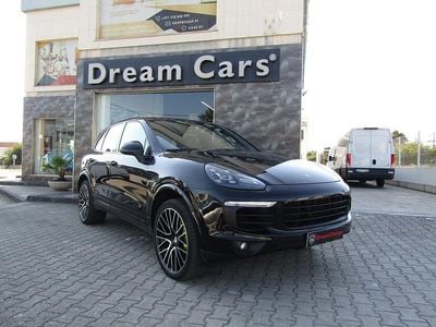 Usado Porsche Cayenne S E-Hybrid Platinum Edition 416 HP (305 kW) 2017 Preto SUV