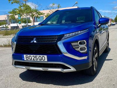 Azul Novo 2025 Mitsubishi Eclipse Cross SUV | € 41.500 (Caro)