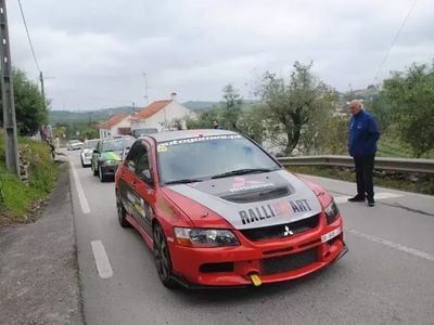 Preto Usado 2004 Mitsubishi Lancer Sedan | € 45.000