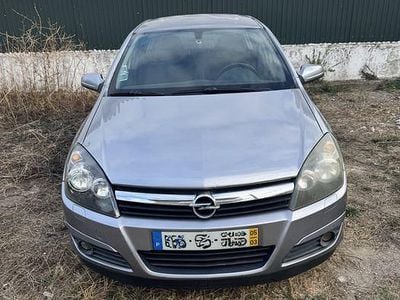 Usado 2005 Opel Astra Sedan | € 3.700 (Preço justo)