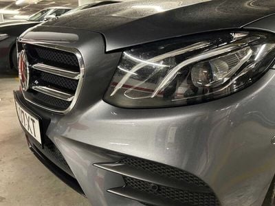 Mercedes E300