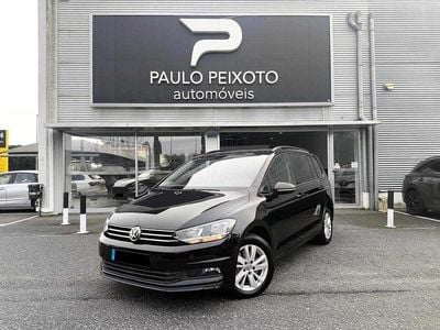 Preto Usado 2020 VW Touran Monovolume | € 23.900 (Preço justo)